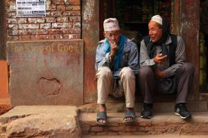 Auf ein Ohr in Bhaktapur